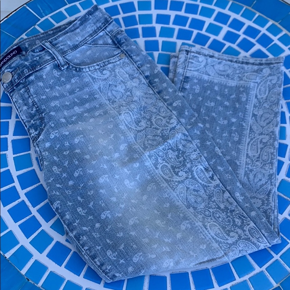 Bandolino Selene size 6 paisley Jean